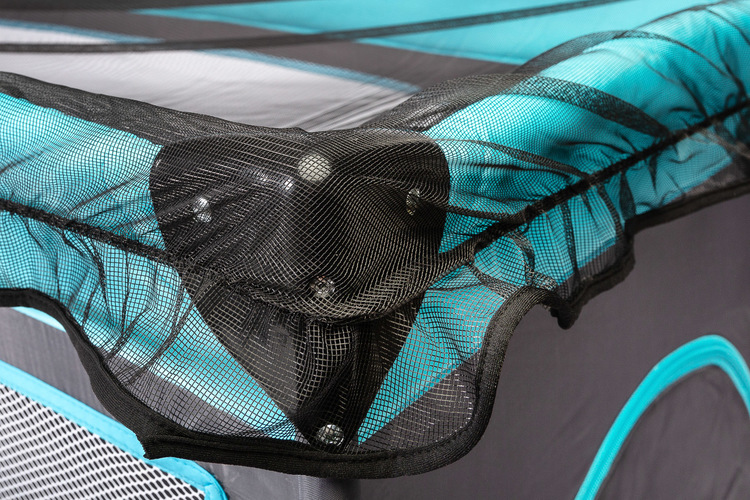 Black mosquito net for playpens and travel cots - Image 4