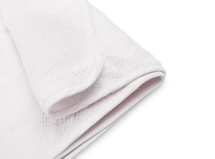 Crepe hooded bath towel – white - Image 3