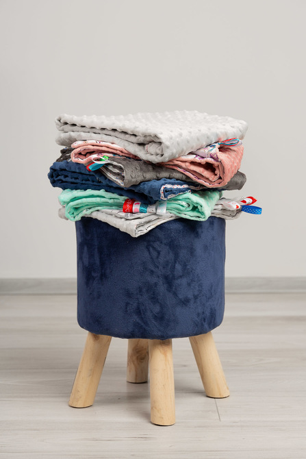 Light Minky Blanket - Hedgehogs grey 75x100 - Image 4