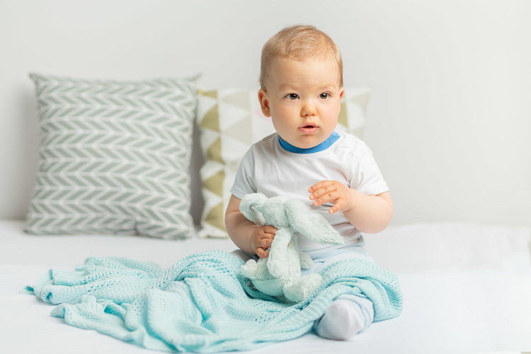 Bamboo blanket – pink - Image 6