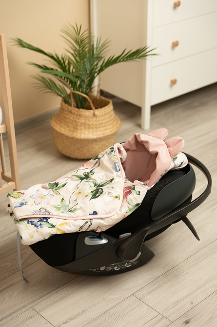 VELVET CARRY-COT SWADDLE BLANKET XL MAGNOLIA PINK – Bild 6