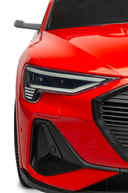 BATTERY RIDE-ON VEHICLE AUDI ETRON SPORTBACK RED - Image 8
