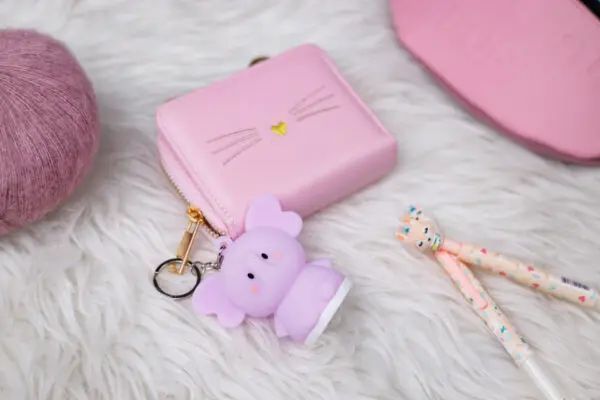 1927 SILICONE KEYRING LUMINOUS ELEPHANT GIO-153 - Image 2