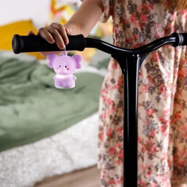 1927 SILICONE KEYRING LUMINOUS ELEPHANT GIO-153 - Image 3