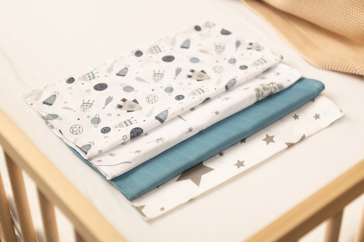 Spit up diaper 4 pieces packaging – blue - Image 4